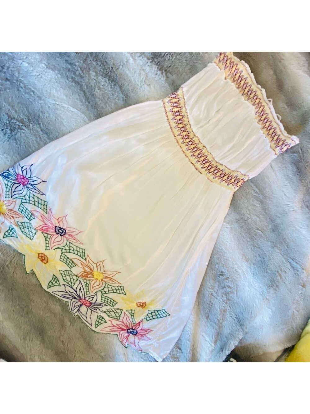 Vintage y2k strapless embodied floral boho dress